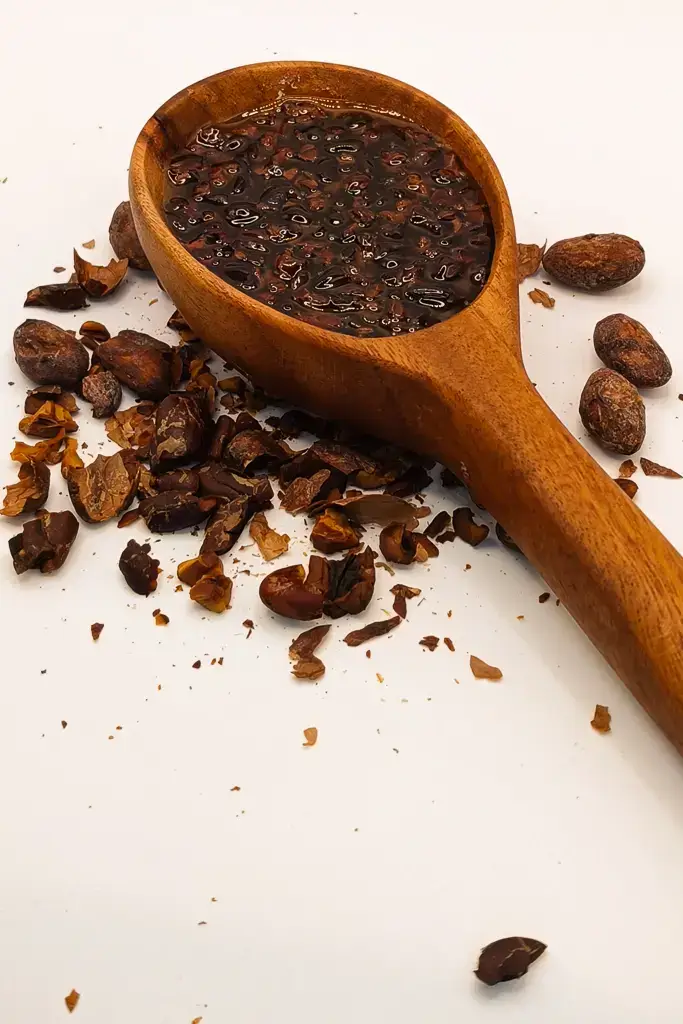 Nibs de cacao con miel de abeja: dos alimentos funcionales