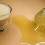 Comparativa del impacto glucémico entre miel pura y azúcar.