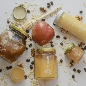 La miel de abeja: el elixir de afrodita y del amor